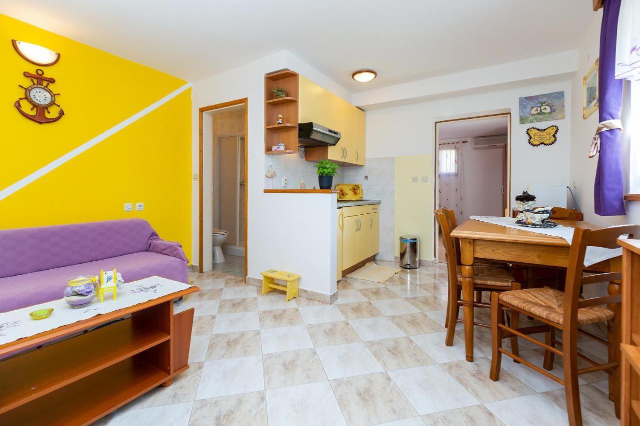 Apartments Alice Green Oasis - โปเรช ภายนอก รูปภาพ